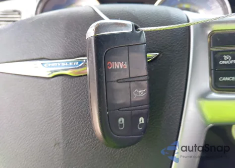 2013 Chrysler 300C from USA, damaged, VIN 2C3CCAEG5DH620896